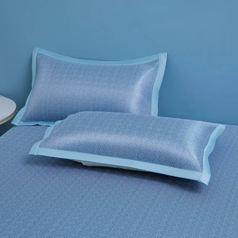 LOVORA™ Cooling Summer Mattress Pad – Breathable & Comfortable