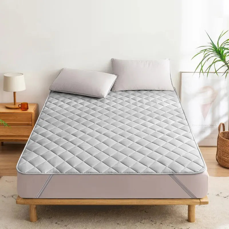 LOVORA™ Breathable Quilted Mattress Protector – Soft & Washable